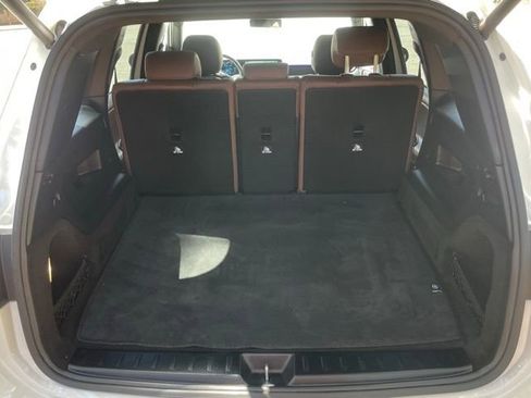 Used 2021 Mercedes-Benz GLB 250 4MATIC w/ AMG Line image 17