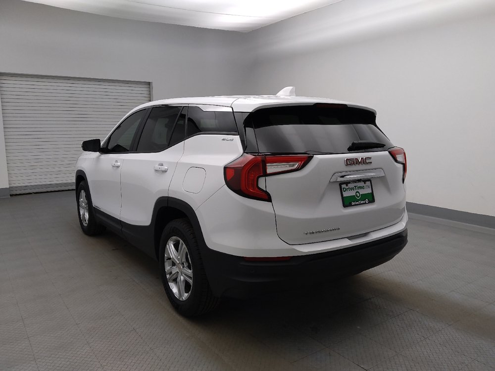 Used 2024 GMC Terrain SLE FWD image 5