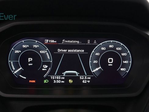 Used 2024 Audi Q4 e-tron Premium Plus w/ Premium Plus image 7