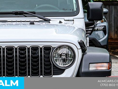 Used 2025 Jeep Wrangler Unlimited Sport AWD/4WD image 15