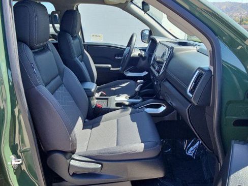Used 2025 Nissan Frontier SV RWD image 27