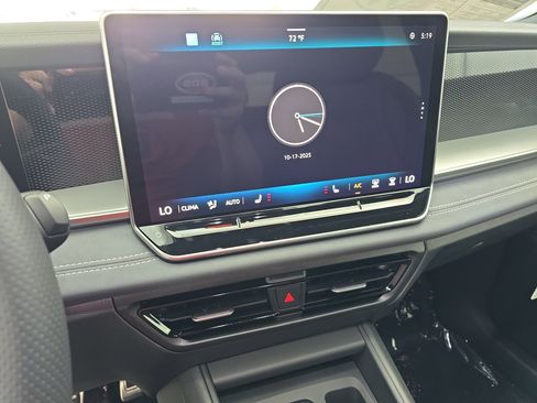 New 2026 Volkswagen Tiguan SE R-Line FWD image 20