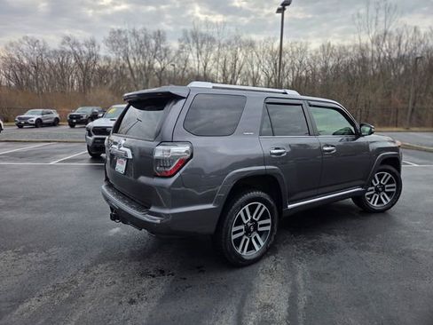 Used 2022 Toyota 4Runner Limited AWD/4WD image 4