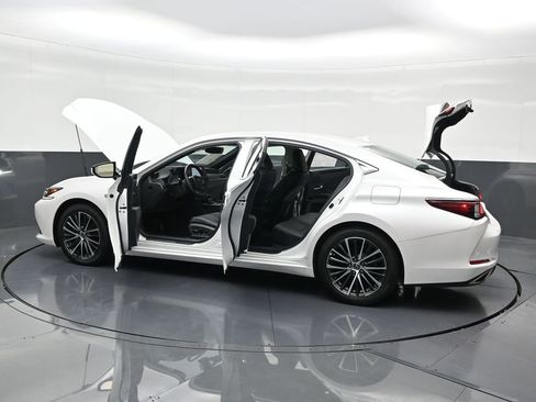 Used 2023 Lexus ES 350 w/ Premium Package image 35