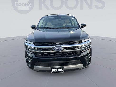 Used 2024 Ford Expedition Limited image 11