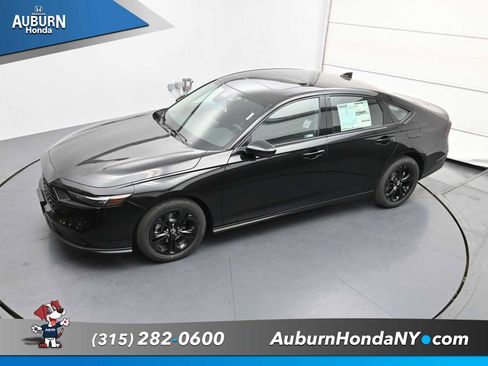 New 2025 Honda Accord SE image 26