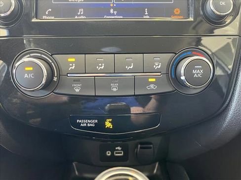 Used 2019 Nissan Rogue Sport S image 15