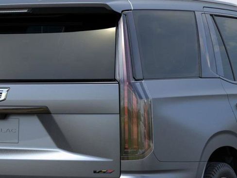 New 2026 Cadillac Escalade V image 11