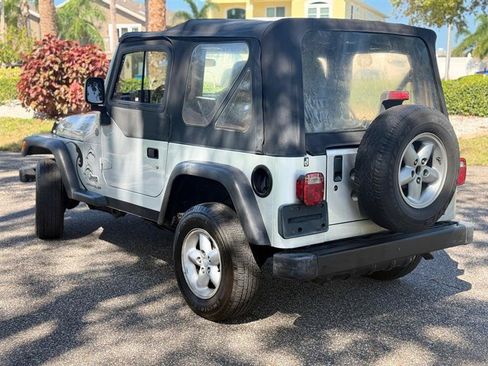Used 2004 Jeep Wrangler X w/ Full Face Tire & Wheel Group AWD/4WD image 3