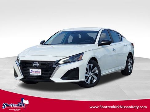 New 2025 Nissan Altima 2.5 S image 1