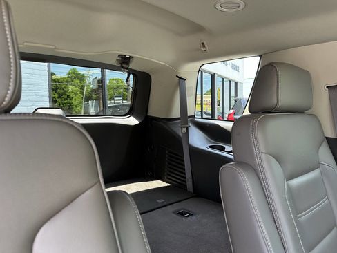 Used 2017 GMC Yukon Denali w/ Open Road Package AWD/4WD image 14