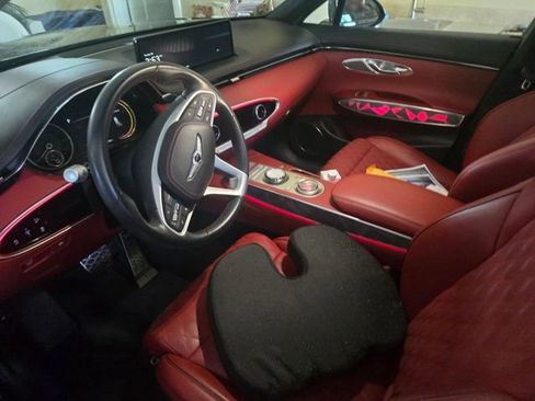 Used 2024 Genesis GV70 3.5T Sport w/ Sport Advanced Package image 2