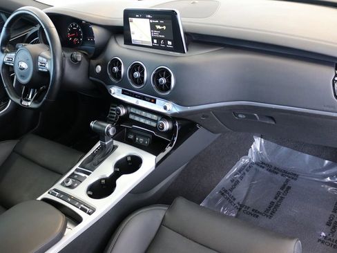 Used 2020 Kia Stinger GT1 image 45