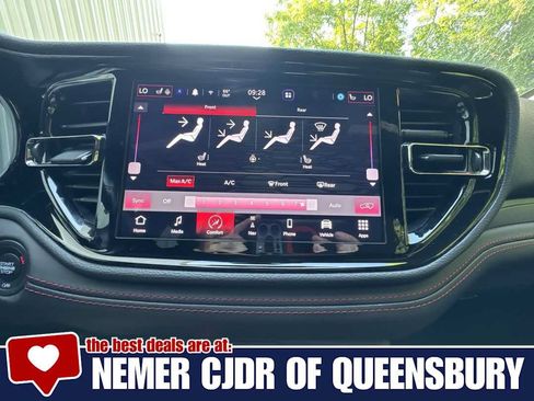 Used 2025 Dodge Durango GT AWD/4WD image 19