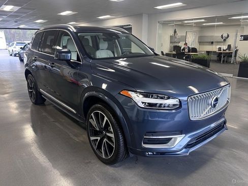 Certified 2024 Volvo XC90 B5 Plus image 1