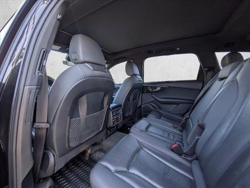 Used 2022 Audi Q7 Premium Plus w/ Premium Plus Package image 17
