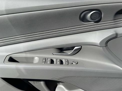 New 2026 Hyundai Elantra Sport FWD image 22