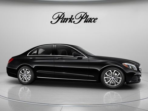 Used 2017 Mercedes-Benz C 300 Sedan image 28