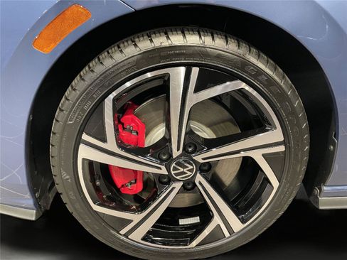 New 2025 Volkswagen GTI SE image 10