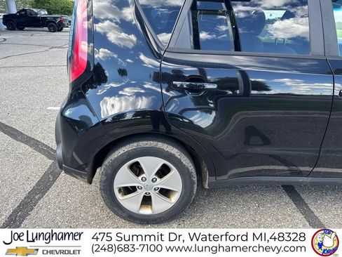Used 2016 Kia Soul FWD image 4