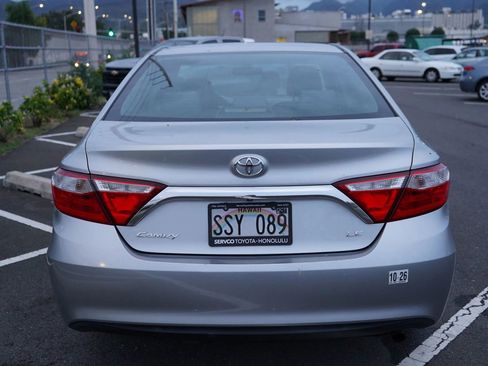 Used 2016 Toyota Camry LE image 25
