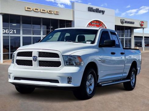 Used 2018 RAM 1500 Express image 2