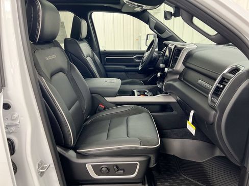 New 2026 RAM 1500 Laramie w/ Laramie Preferred Package AWD/4WD image 23