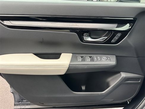 Used 2025 Honda CR-V EX-L image 26