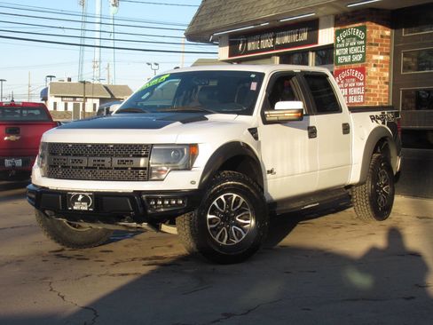Used 2014 Ford F150 Raptor w/ Equipment Group 801A Luxury image 47