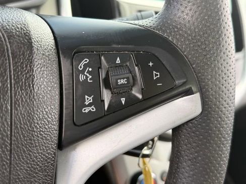Used 2020 Chevrolet Sonic LT FWD image 25