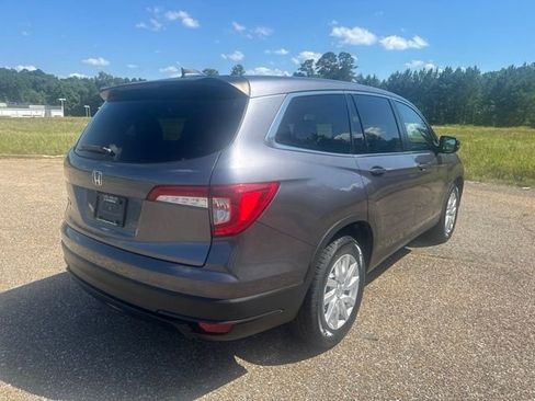 Used 2020 Honda Pilot LX image 3