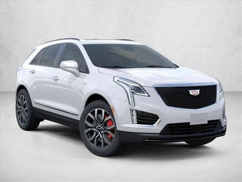 New 2026 Cadillac XT5 Sportv image 2