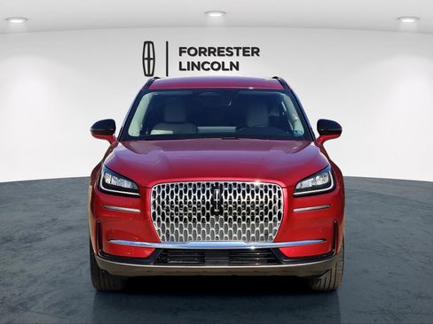 New 2026 Lincoln Corsair Premiere image 8