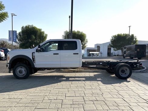 New 2024 Ford F550 4x4 Crew Cab Super Duty w/ XLT Value Package image 9