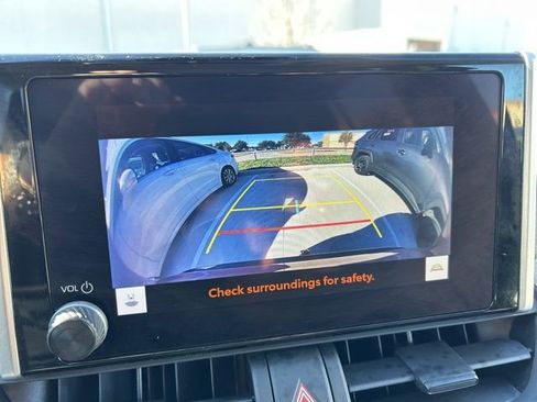 Used 2023 Toyota RAV4 XLE image 16