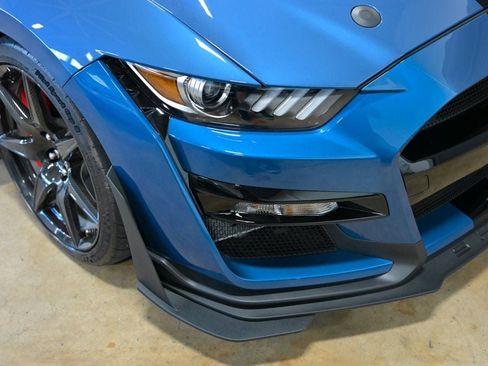 Used 2020 Ford Mustang Shelby GT500 w/ Carbon Fibre Track Pack RWD image 21