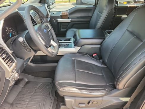 Used 2020 Ford F150 Lariat w/ Equipment Group 502A Luxury AWD/4WD image 5