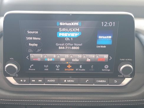 Used 2024 Nissan Rogue S FWD image 19