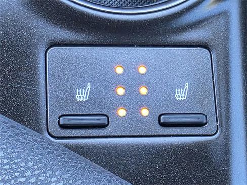 Used 2023 Toyota Camry XSE image 21