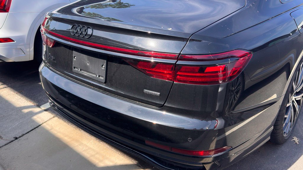 Used 2023 Audi A8 L 3.0T AWD/4WD image 7