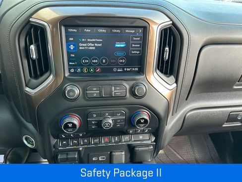 Used 2020 Chevrolet Silverado 1500 High Country w/ Technology Package AWD/4WD image 3