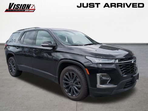 Used 2024 Chevrolet Traverse RS AWD/4WD image 7