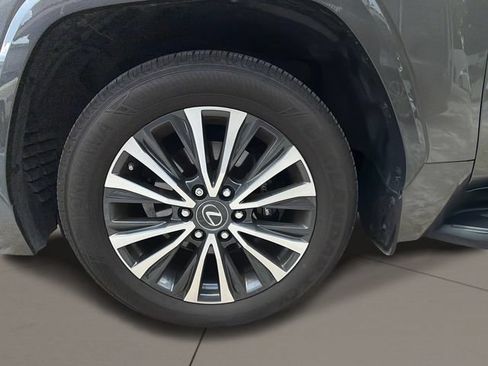Used 2023 Lexus LX 600 4WD w/ Interior Upgrade Package image 27