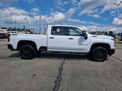 Used 2026 Chevrolet Silverado 2500 LTZ w/ LTZ Plus Package AWD/4WD image 8