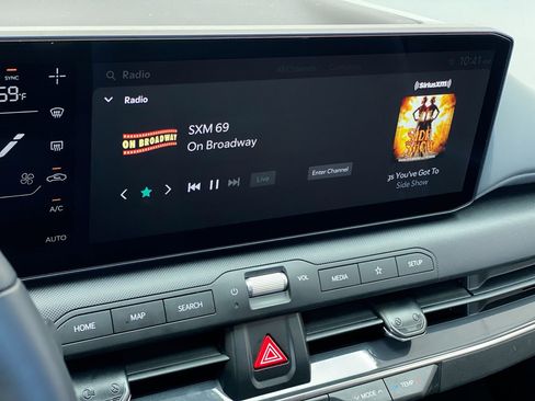 Certified 2025 Kia K4 EX image 26