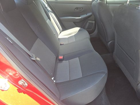 Used 2024 Nissan Sentra SV FWD image 13