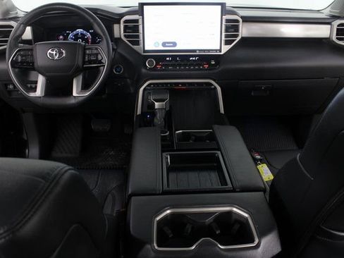 Used 2024 Toyota Tundra Limited image 12