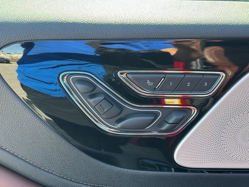 Certified 2025 Lincoln Aviator Reserve w/ Equipment Group 201A image 16