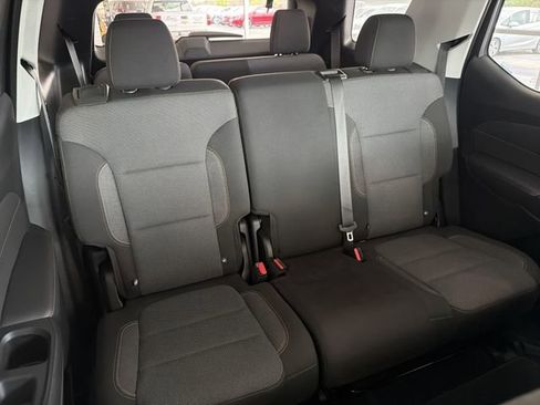 Certified 2021 Chevrolet Traverse LS AWD/4WD image 17
