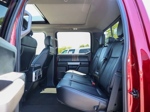 Used 2019 Ford F150 Lariat w/ Equipment Group 502A Luxury AWD/4WD image 42